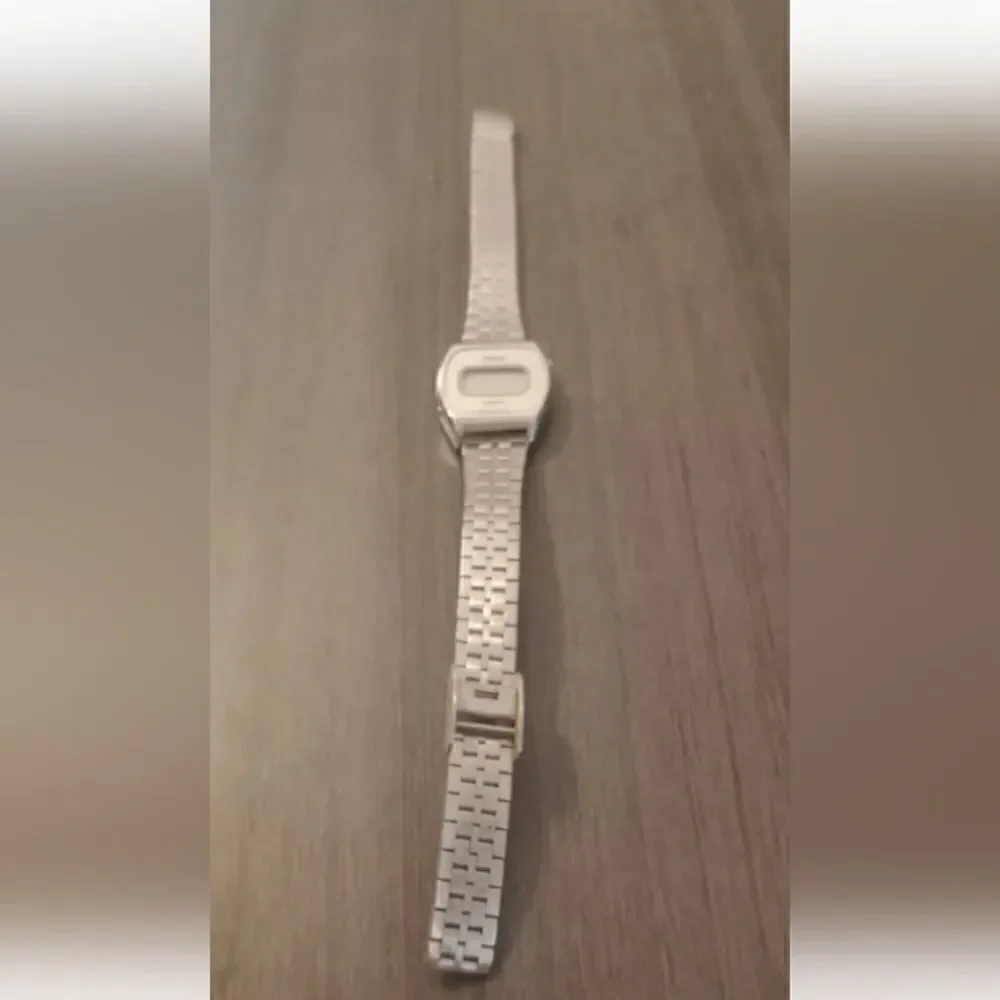 Women's Phasar Quartz Silvertone Watch, From Sears & Roebuck Co. Vintage - Picture 4 of 4